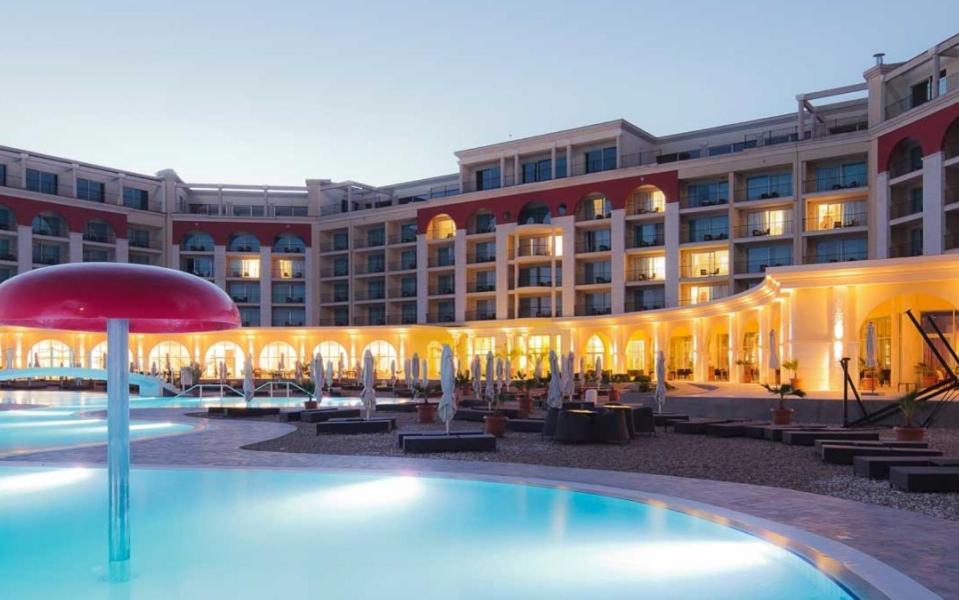 Lighthouse Golf Resort & Spa Apartments Балчик Экстерьер фото